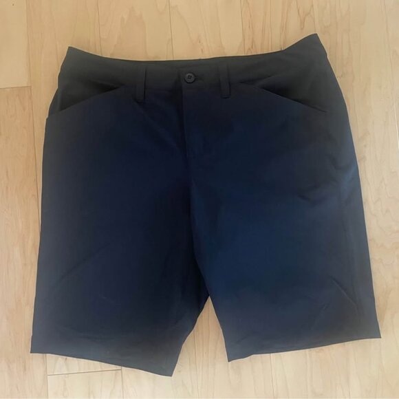 Eddie Bauer Black Nylon Travex Shorts Women’s sz 10 - Picture 1 of 3